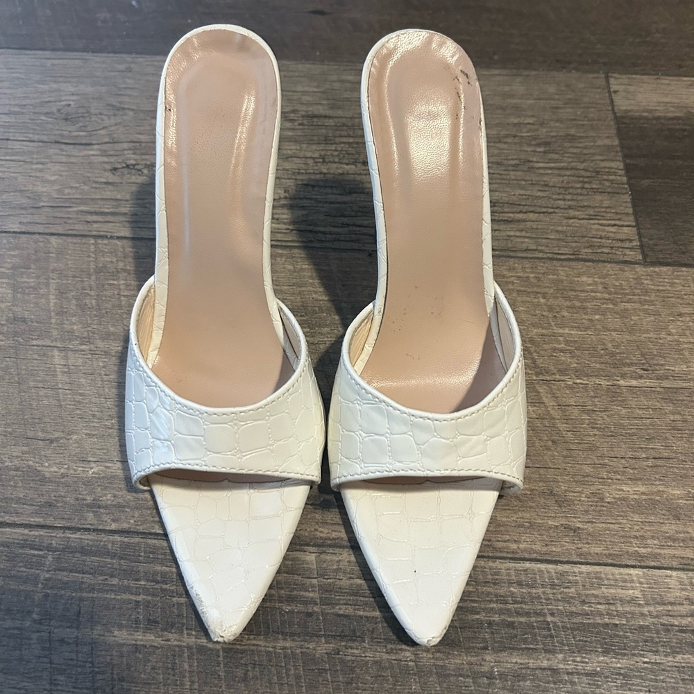 white crocodile print heels w/ gold accents
